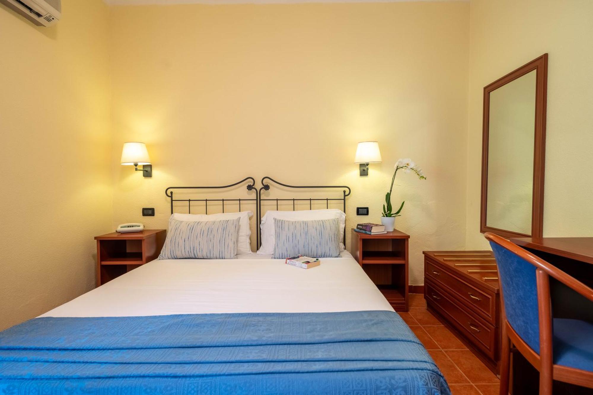 Hotel Mira Peschici Esterno foto